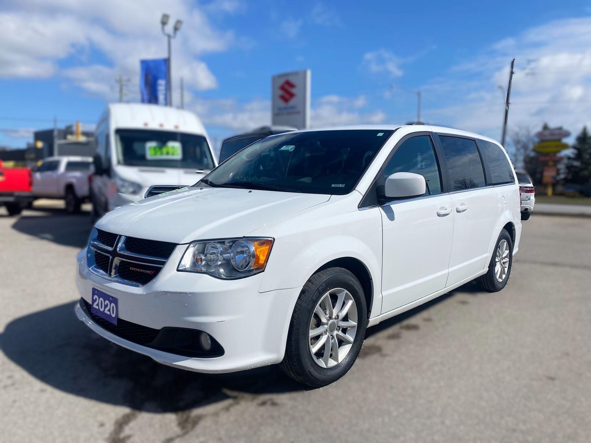 2020 Dodge Grand Caravan Premium Plus ~Nav ~Camera ~Rear Heat/Air ~Alloys