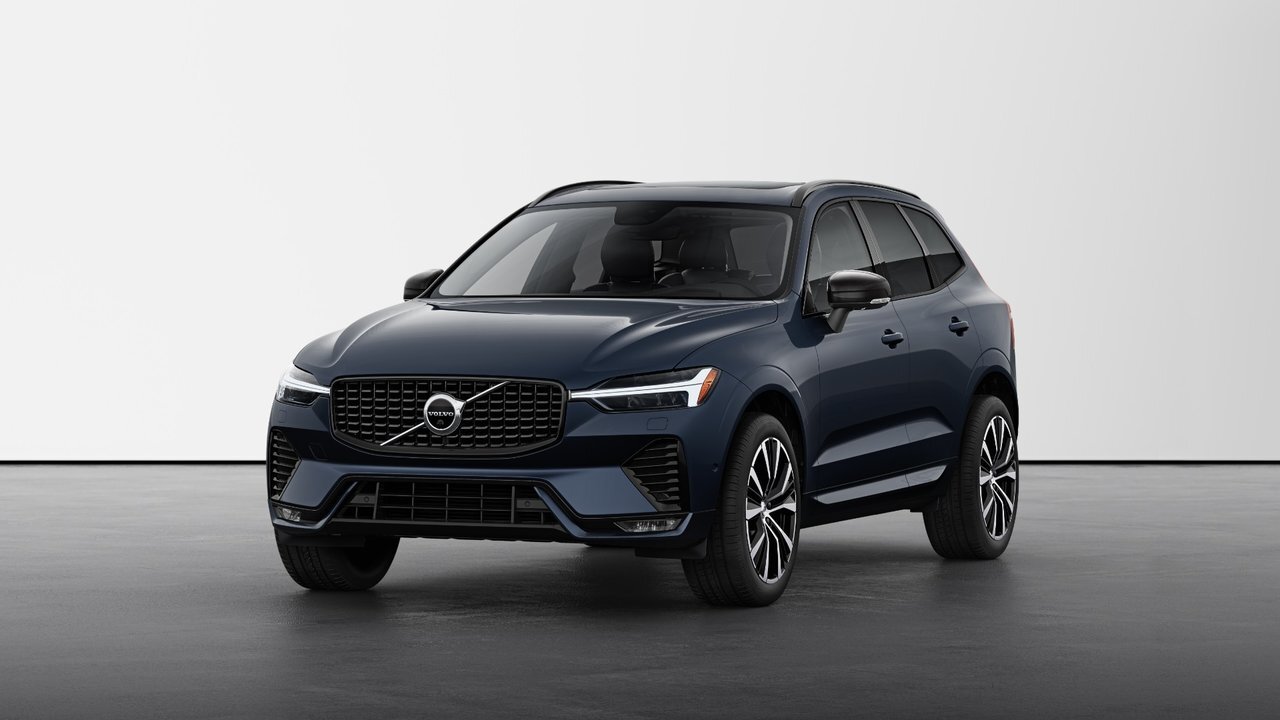 2025 Volvo XC60 B5 AWD Ultra Dark Theme 