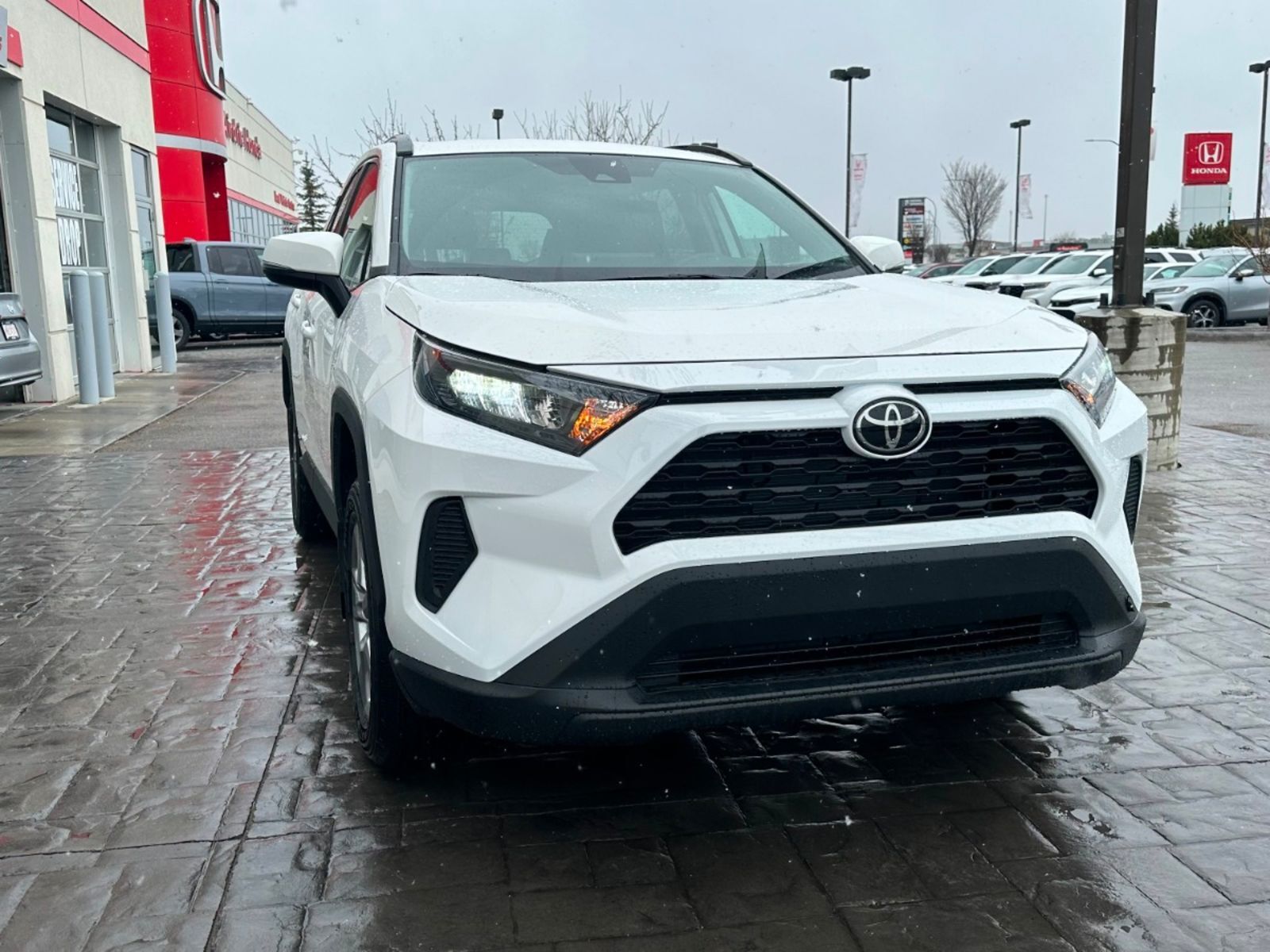 2025 Toyota RAV4 Hybrid LE AWD | Brand-New! | Heated Seats | Backup