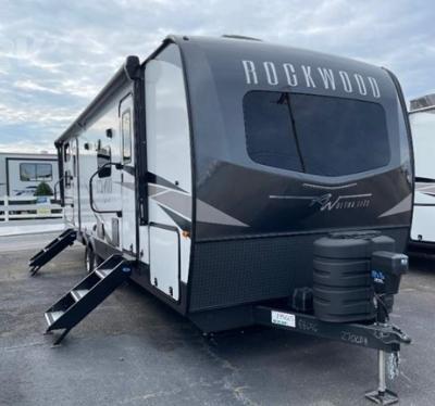 2025 Rockwood Ultra Lite 2706BH BUNKBED 