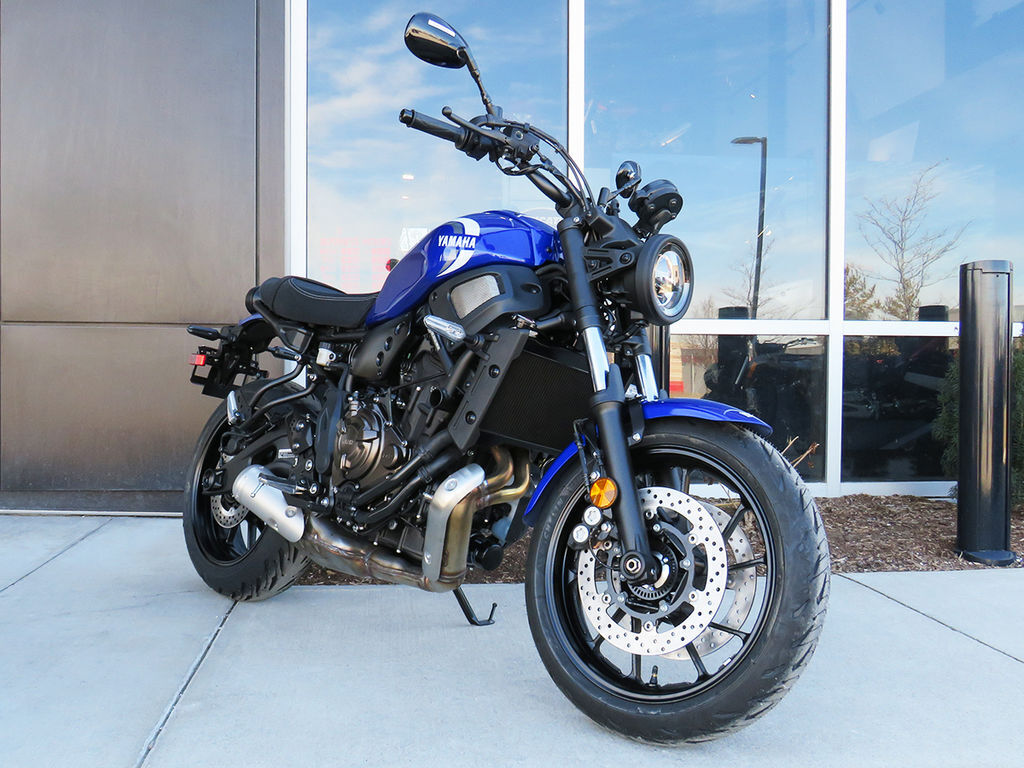 2025 Yamaha XSR700 