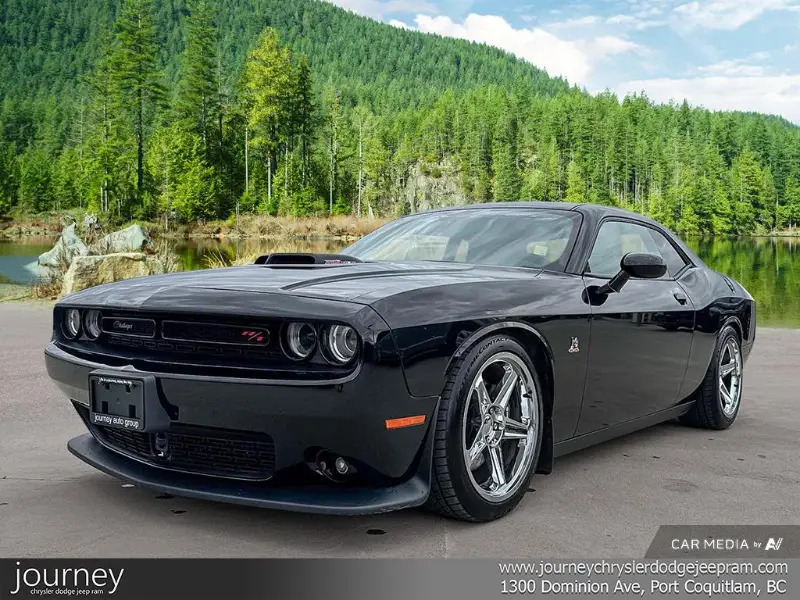 2017 Dodge Challenger Scat Pack Shaker