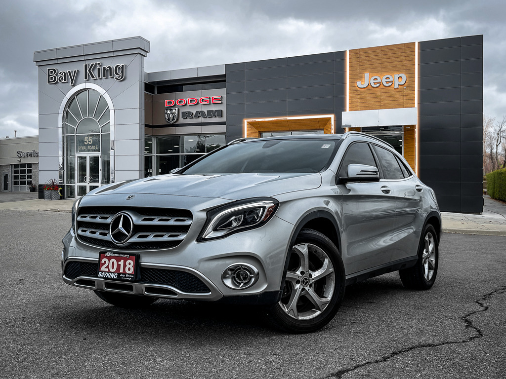 2018 Mercedes-Benz GLA250 | PANO ROOF | HEATED LEATHER | BLINDSPOT | NAV |