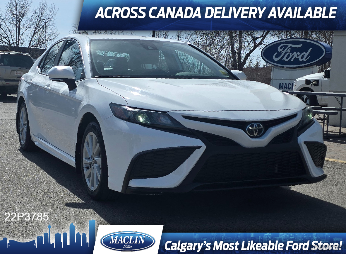 2022 Toyota Camry SE 
