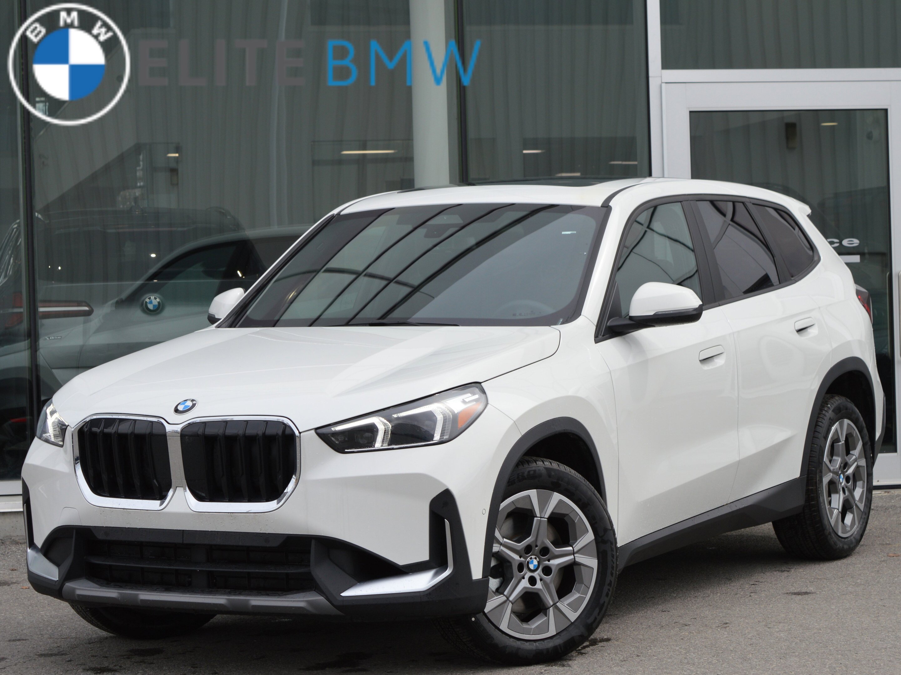 2025 BMW X1 xDrive28i