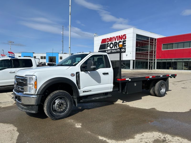2023 Ford F-550 XLT