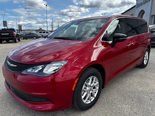 2025 Chrysler Grand Caravan SXT ,LEATHER, REMOTE START,HEATED SEATS