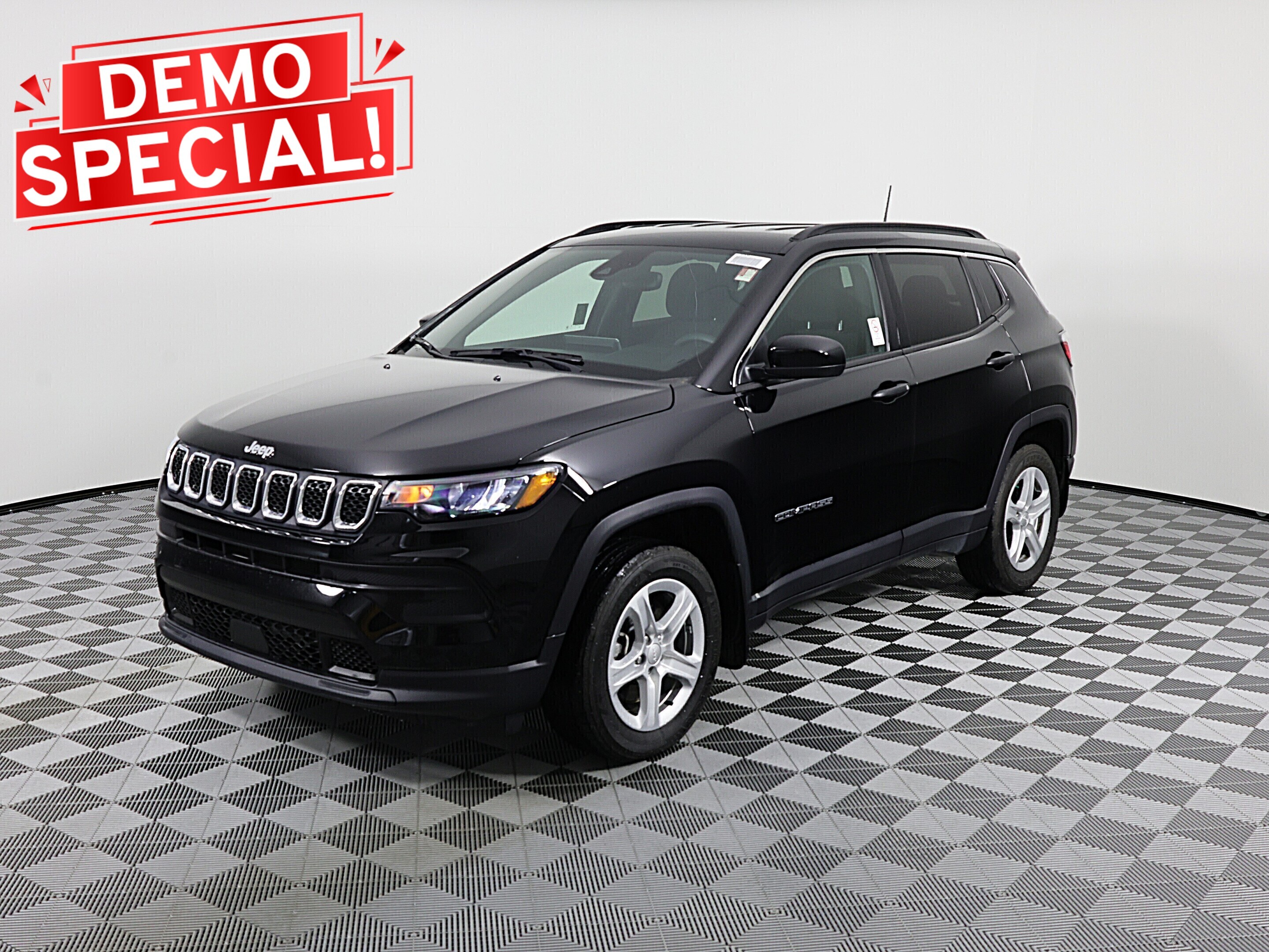 2024 Jeep Compass SPORT