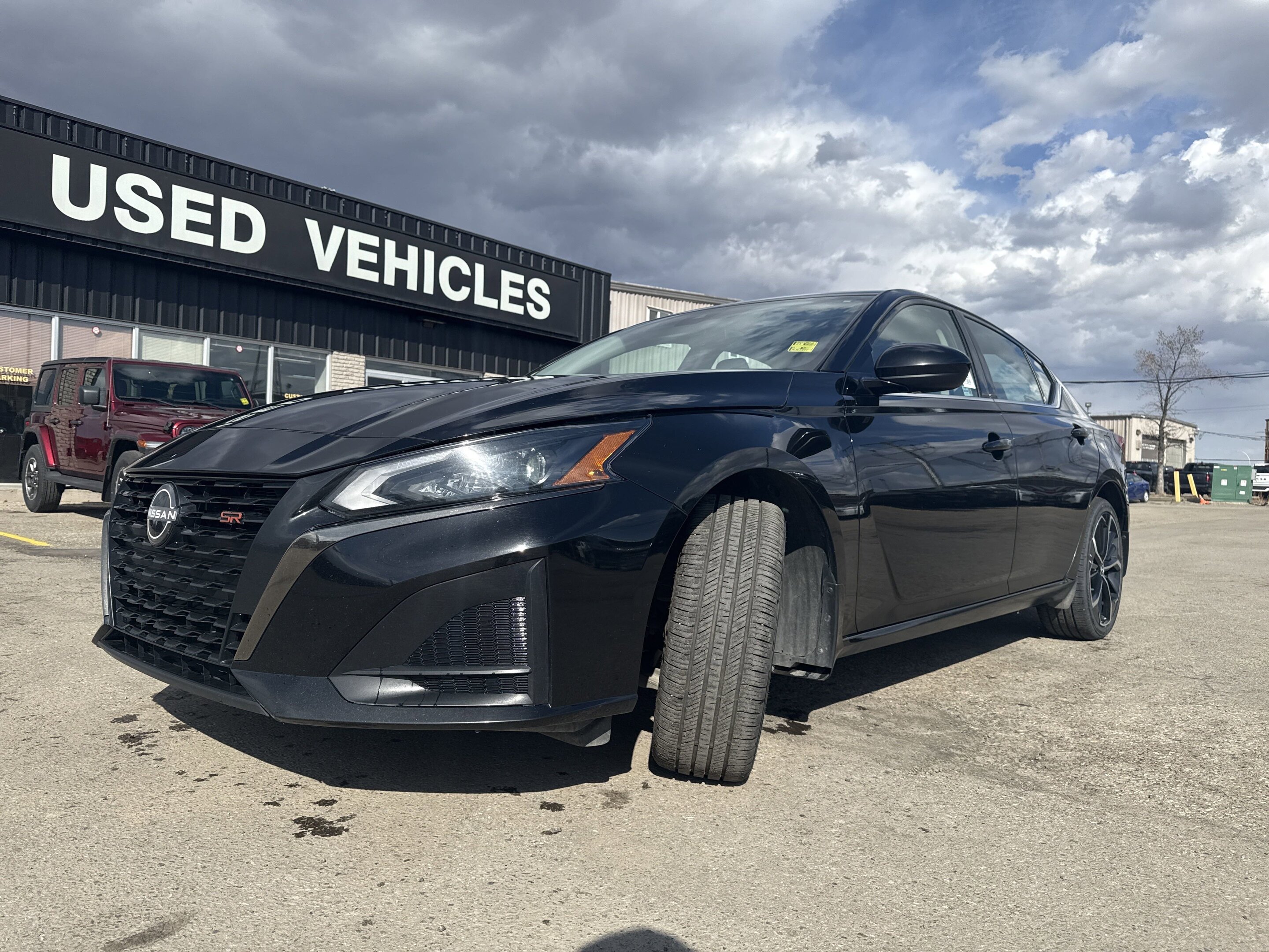 2023 Nissan Altima 2.5 SR