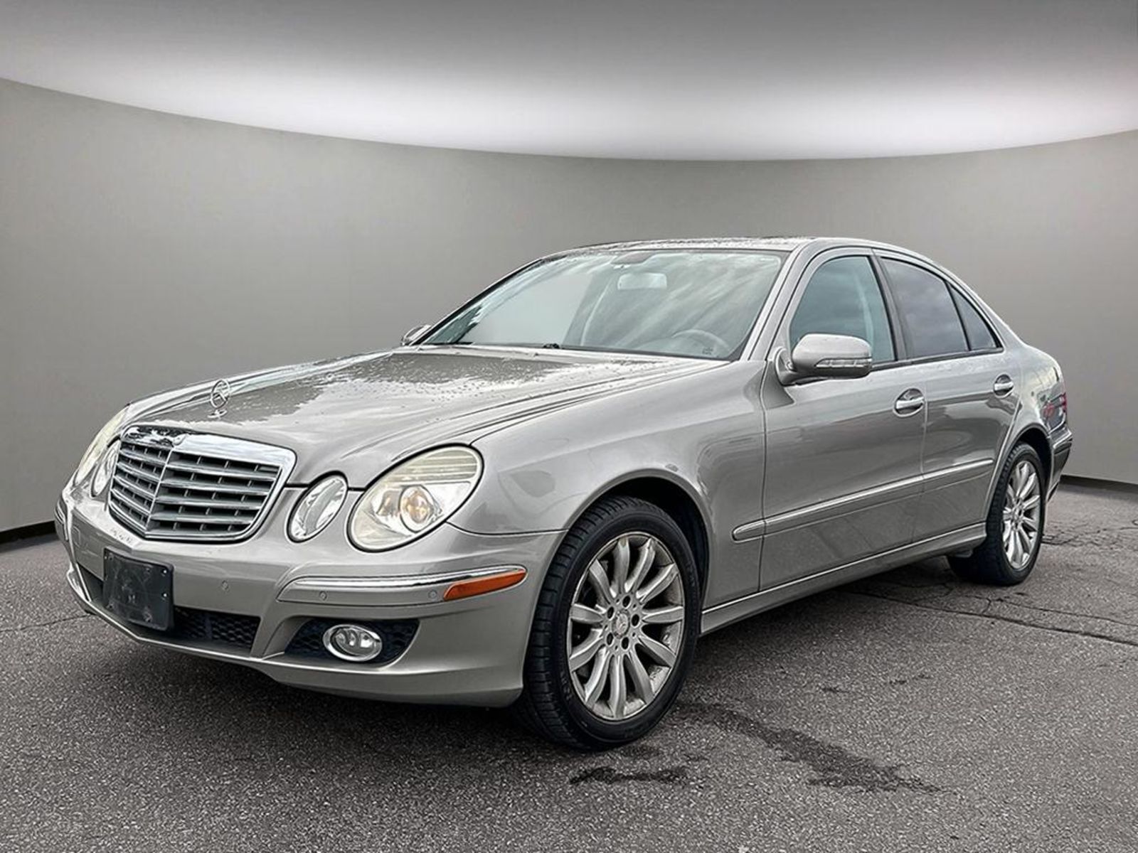 2008 Mercedes-Benz E-Class E-300 / 3.0L - AWD / Leather / Navi / Sunroof