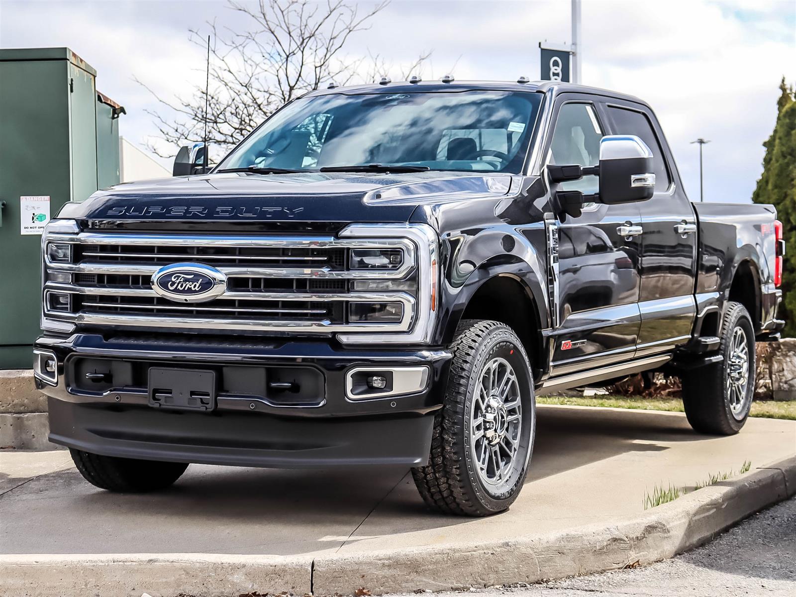 2025 Ford F-350 Platinum 4WD Crew Cab 6.75' Box