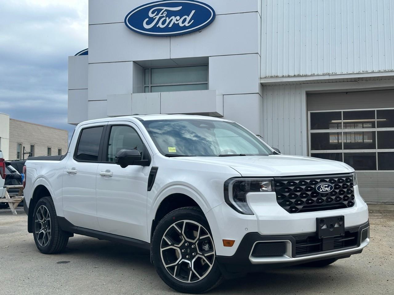 2025 Ford Maverick Lariat *Heated seats/ Steering wheel + USB chargin