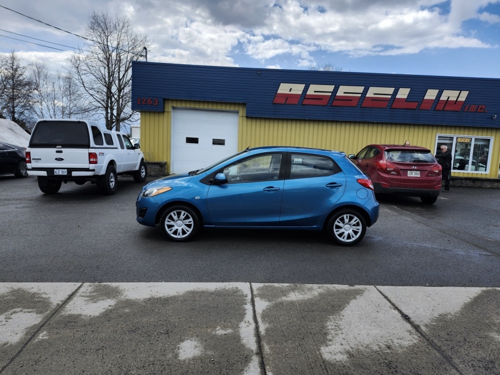 2012 Mazda Mazda2 GX