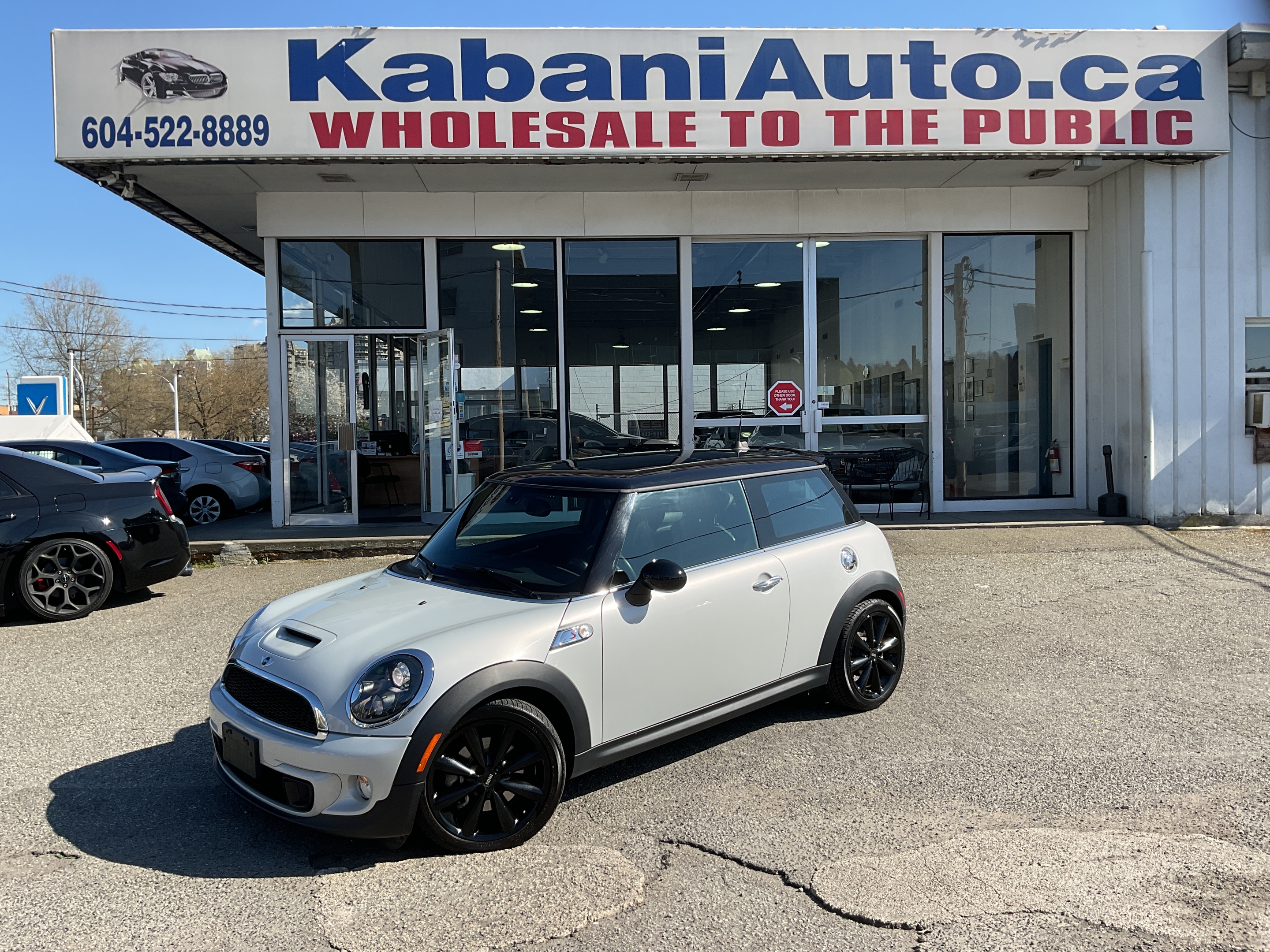 2012 MINI Cooper Hardtop 2dr Coupe S Super Low km, No Accident!