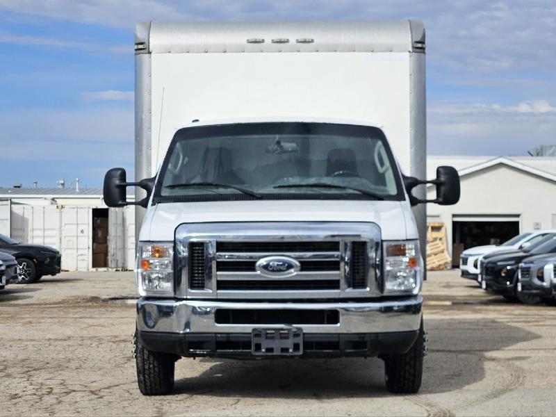 Econoline Van Cutaway E-450 DRW
