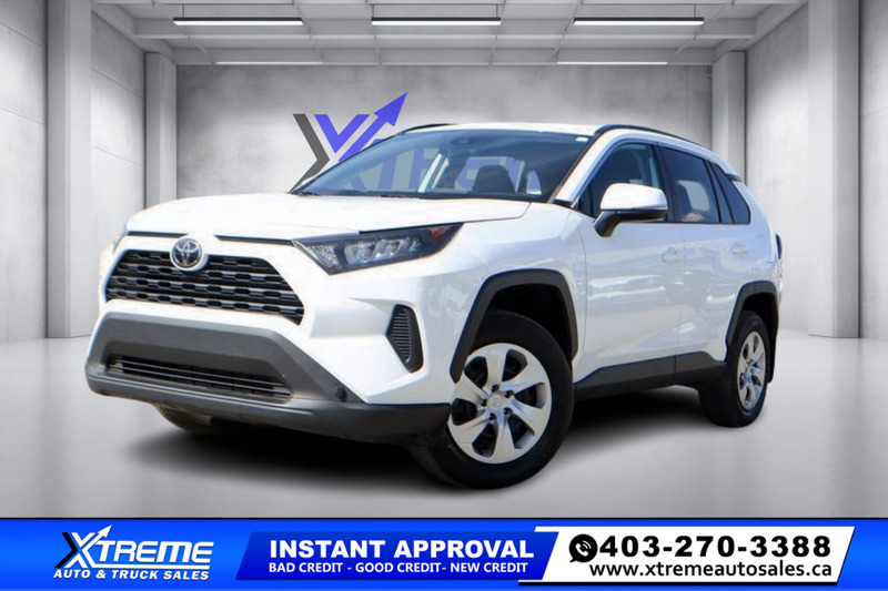 2020 Toyota RAV4 LE AWD   - NO FEES!