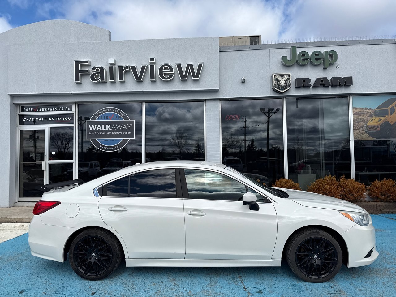 2017 Subaru Legacy Two sets of tires and rims / 
