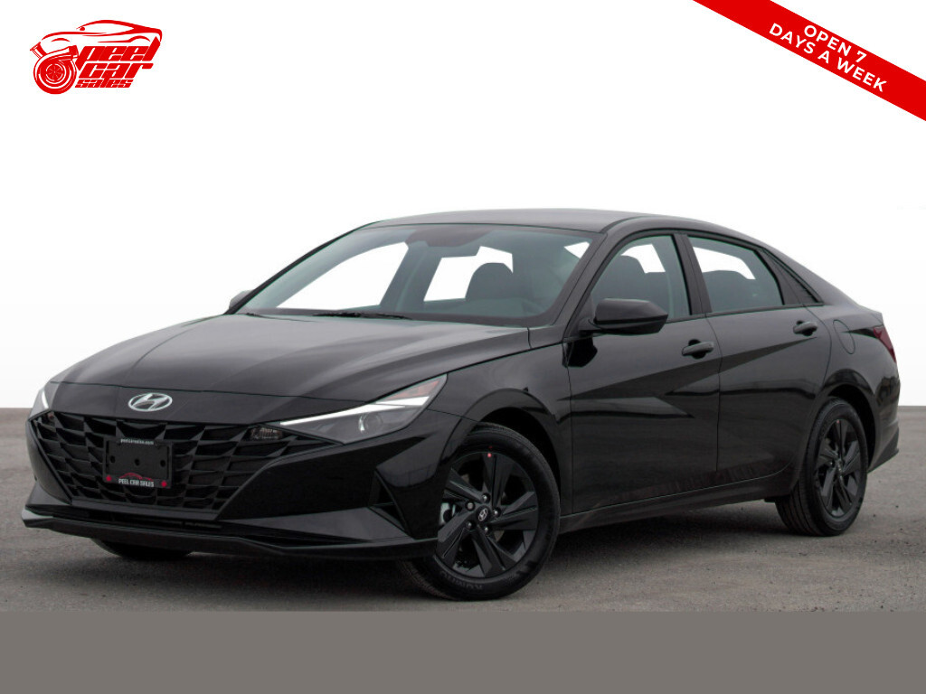 2022 Hyundai Elantra Preferred Alloy Wheels Keyless start Heated steeri