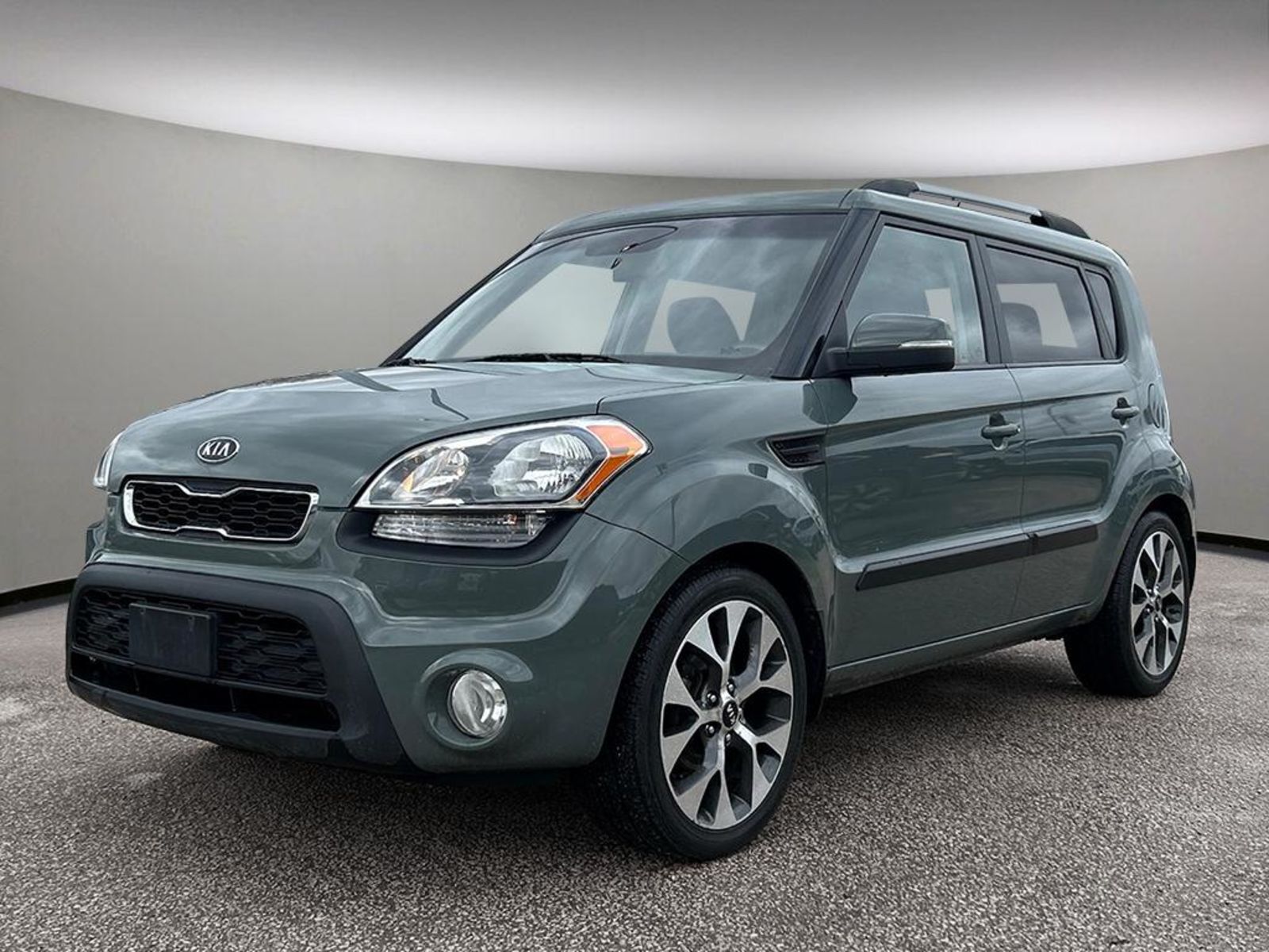 2012 Kia Soul 2u | Clean Carfax | Local MB Vehicle | Sunroof |