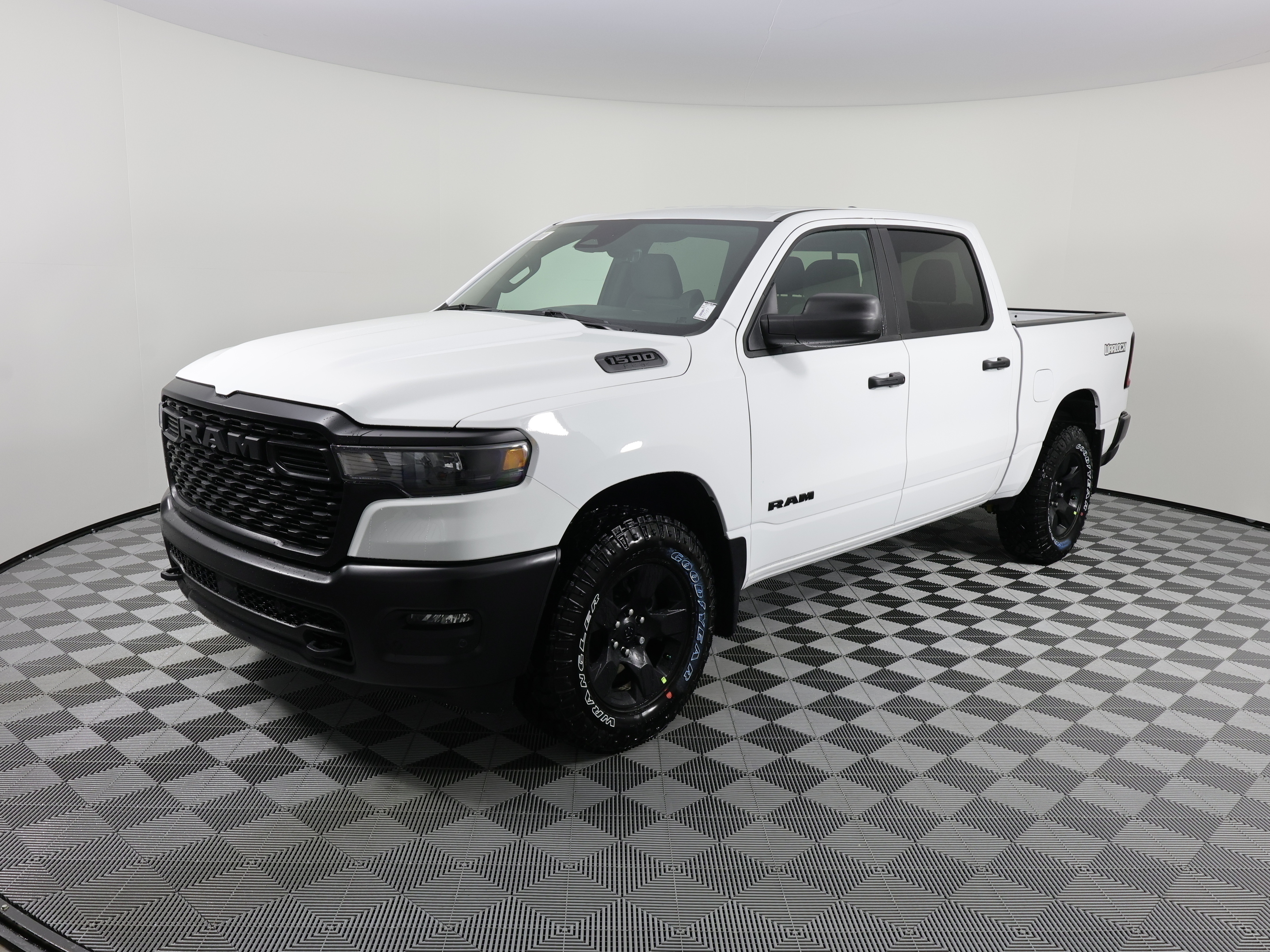 2025 Ram 1500 Warlock 4x4 Crew Cab 5'7  Box