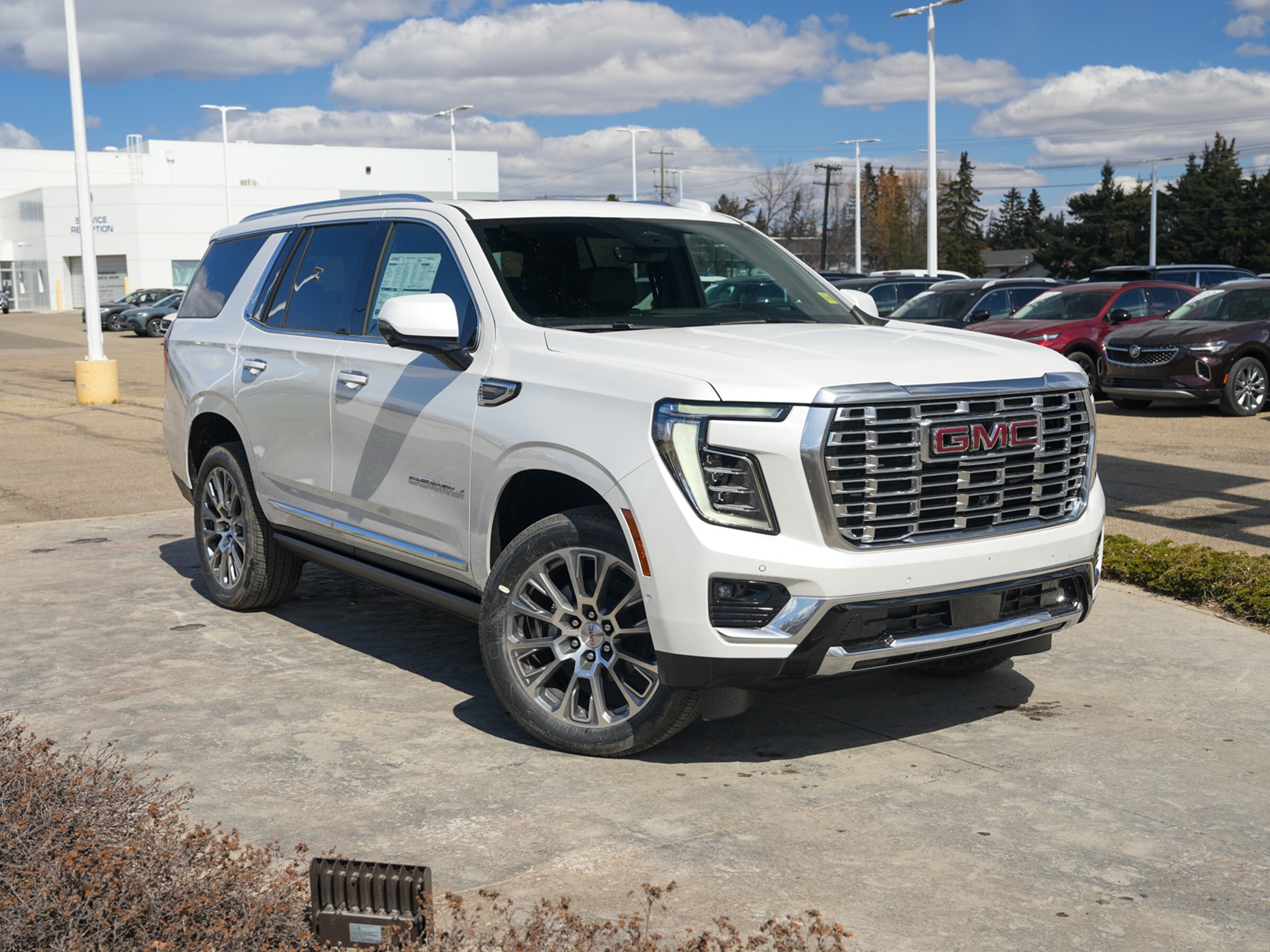 2025 GMC Yukon Denali Reserve Package