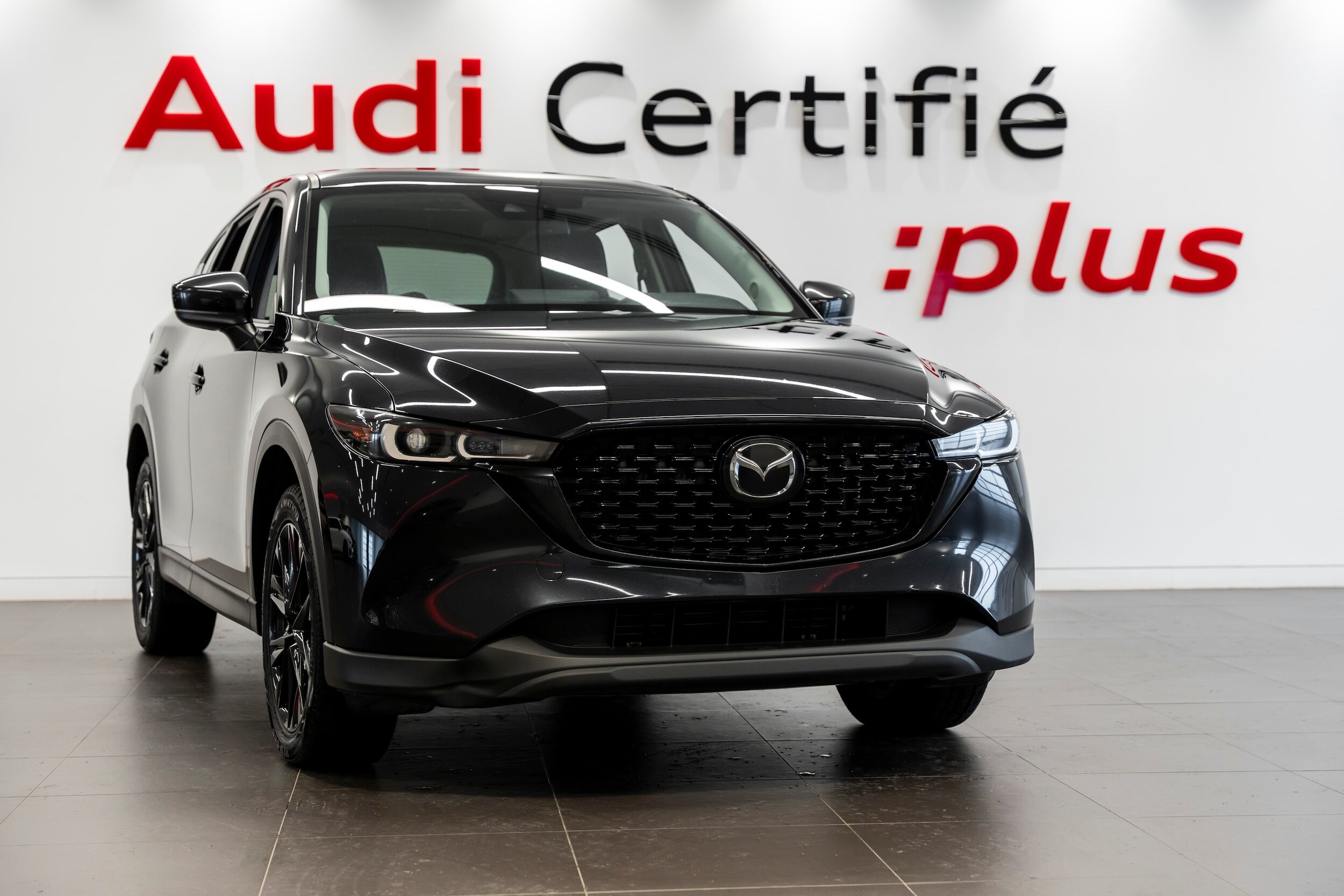 2022 Mazda CX-5 Kuro Edition