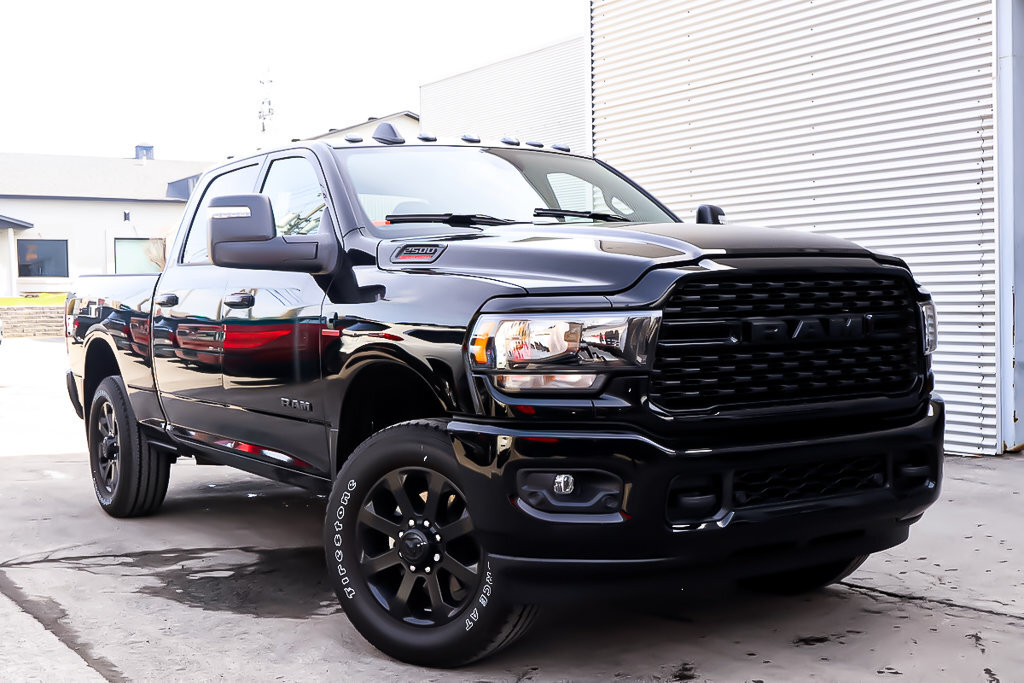 2024 Ram 2500 BIG HORN NIGHT EDITION/BANCS + VOL. CHAUFFANTS/NIV