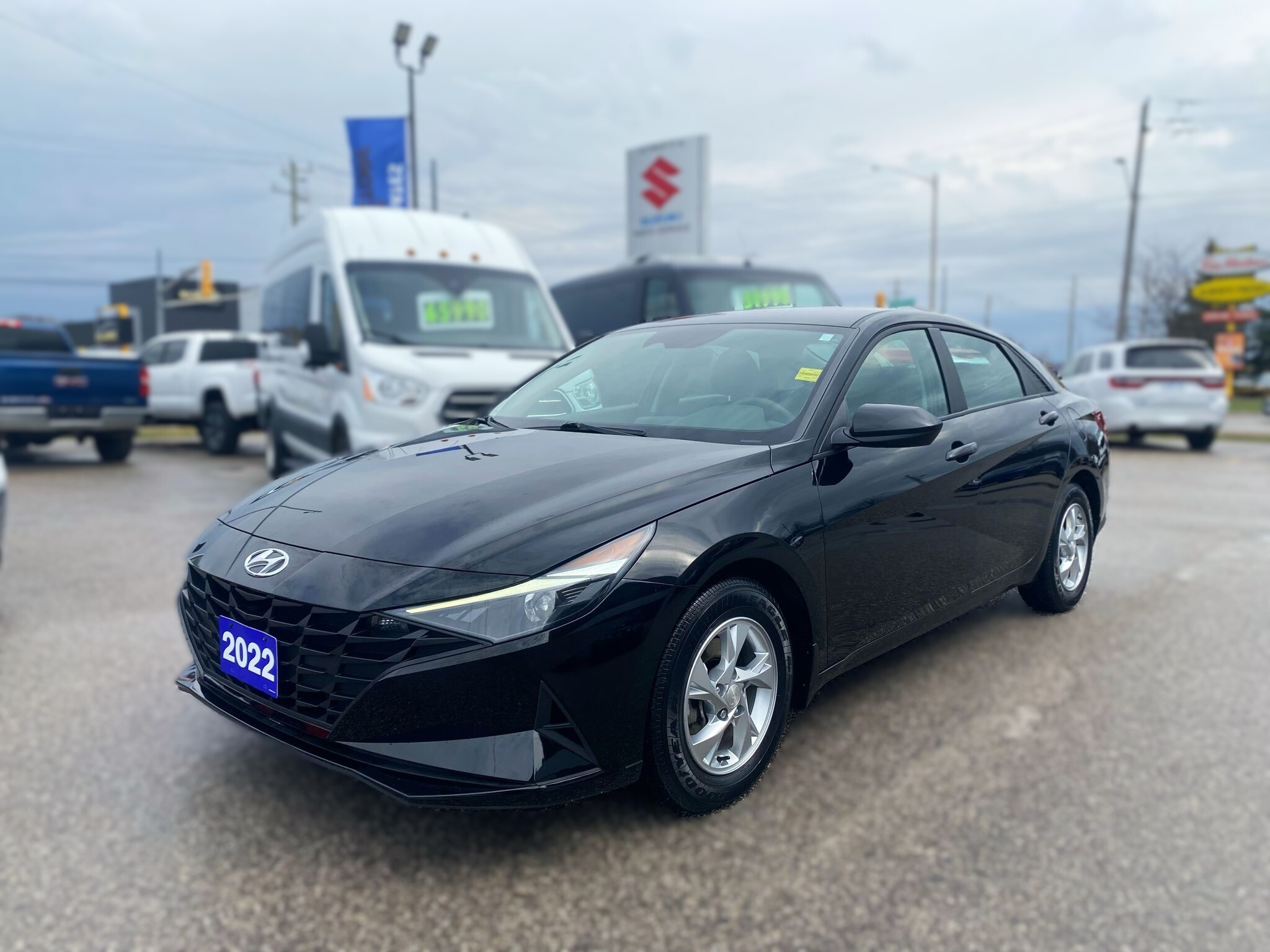 2022 Hyundai Elantra Essential ~Heated Seats ~Alloys ~Bluetooth ~Cam