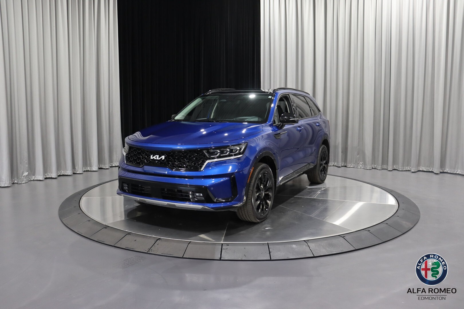 2022 Kia Sorento 2.5T SX w/Black Leather