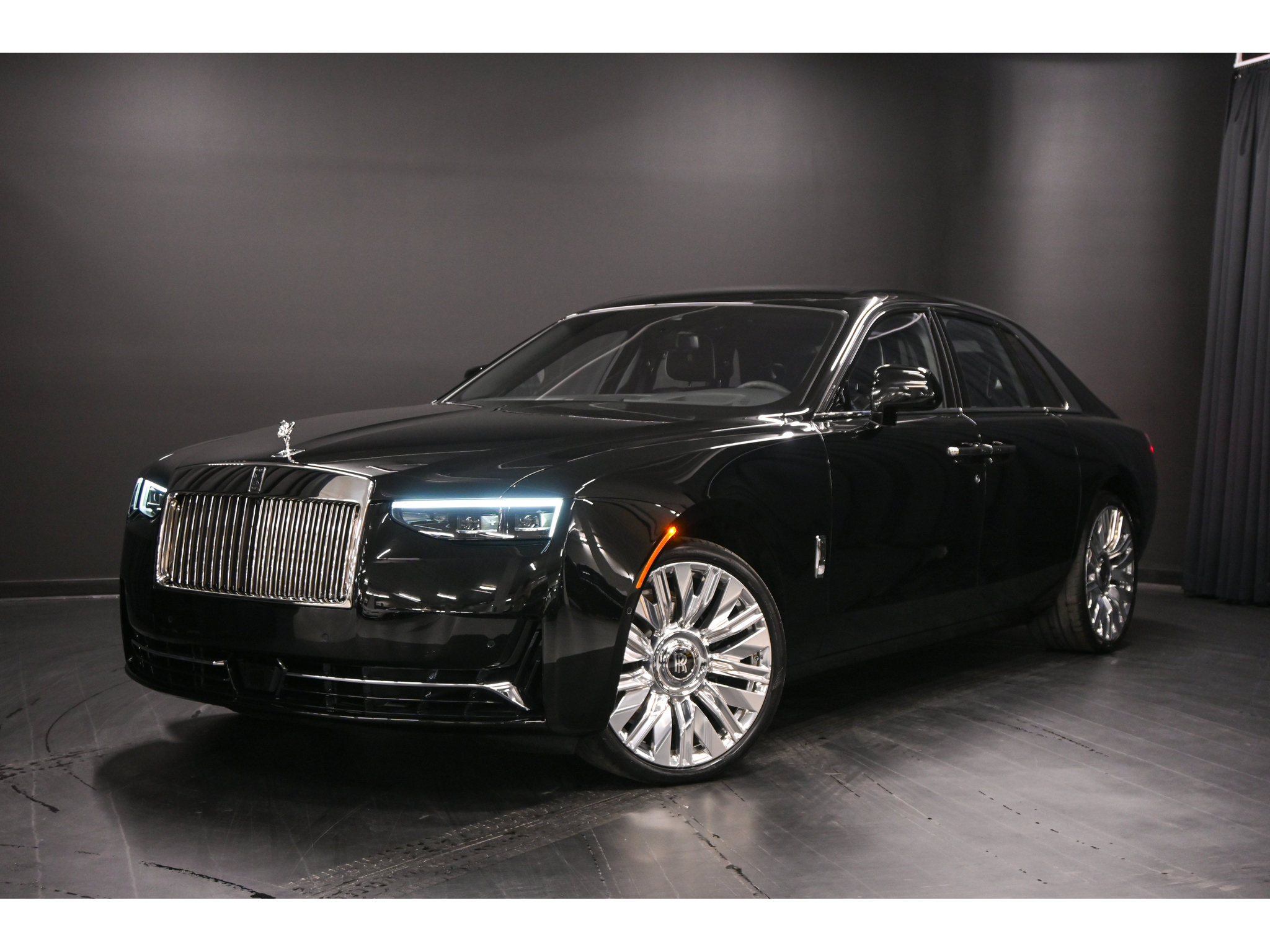 2025 Rolls-Royce Ghost