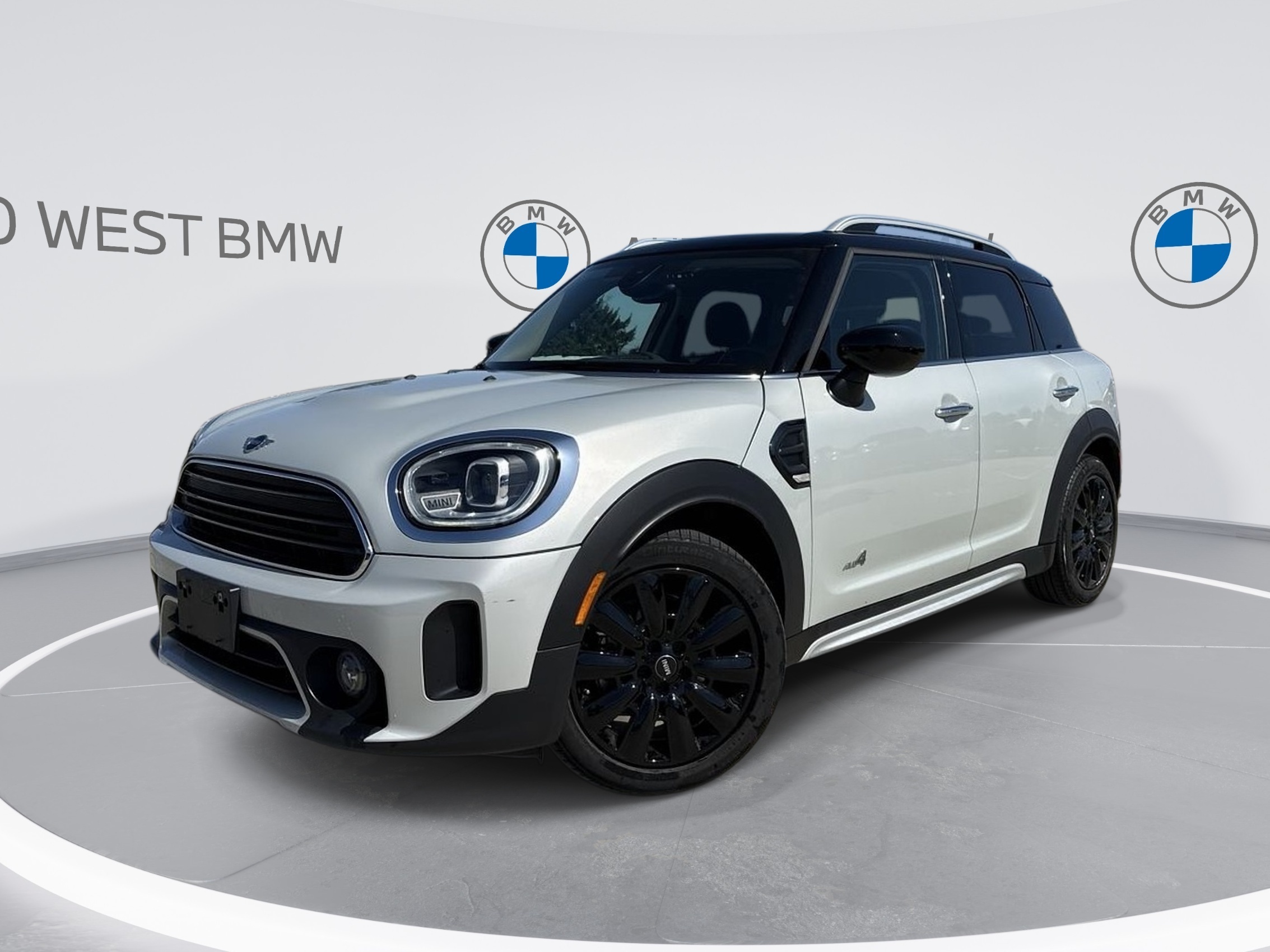 2022 MINI Countryman | Premier Pkg | Low KM
