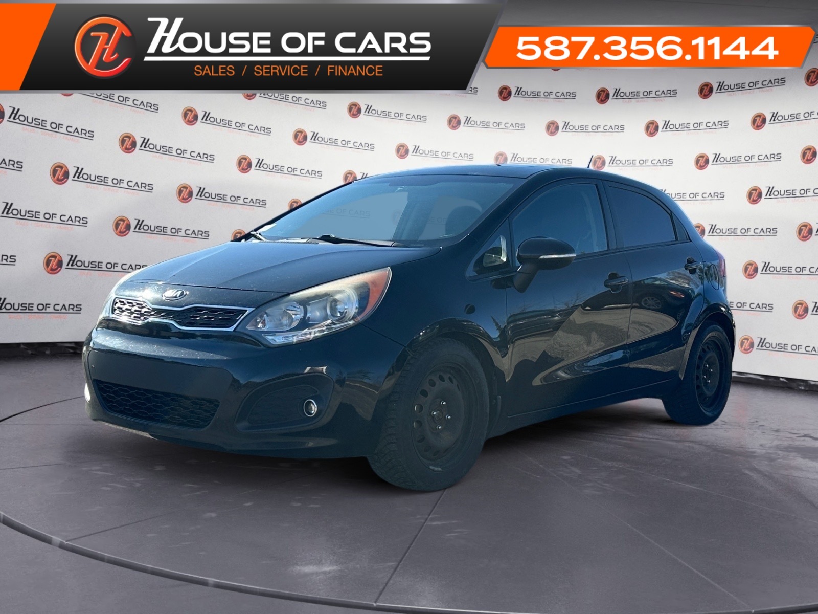 2013 Kia Rio SX Hatchback / Leather / Heated Steering Wheel