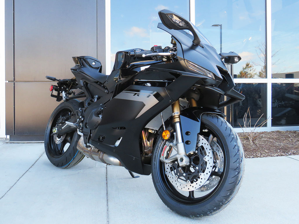 2025 Yamaha YZF-R9 