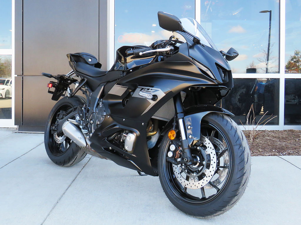 2025 Yamaha YZF-R7 