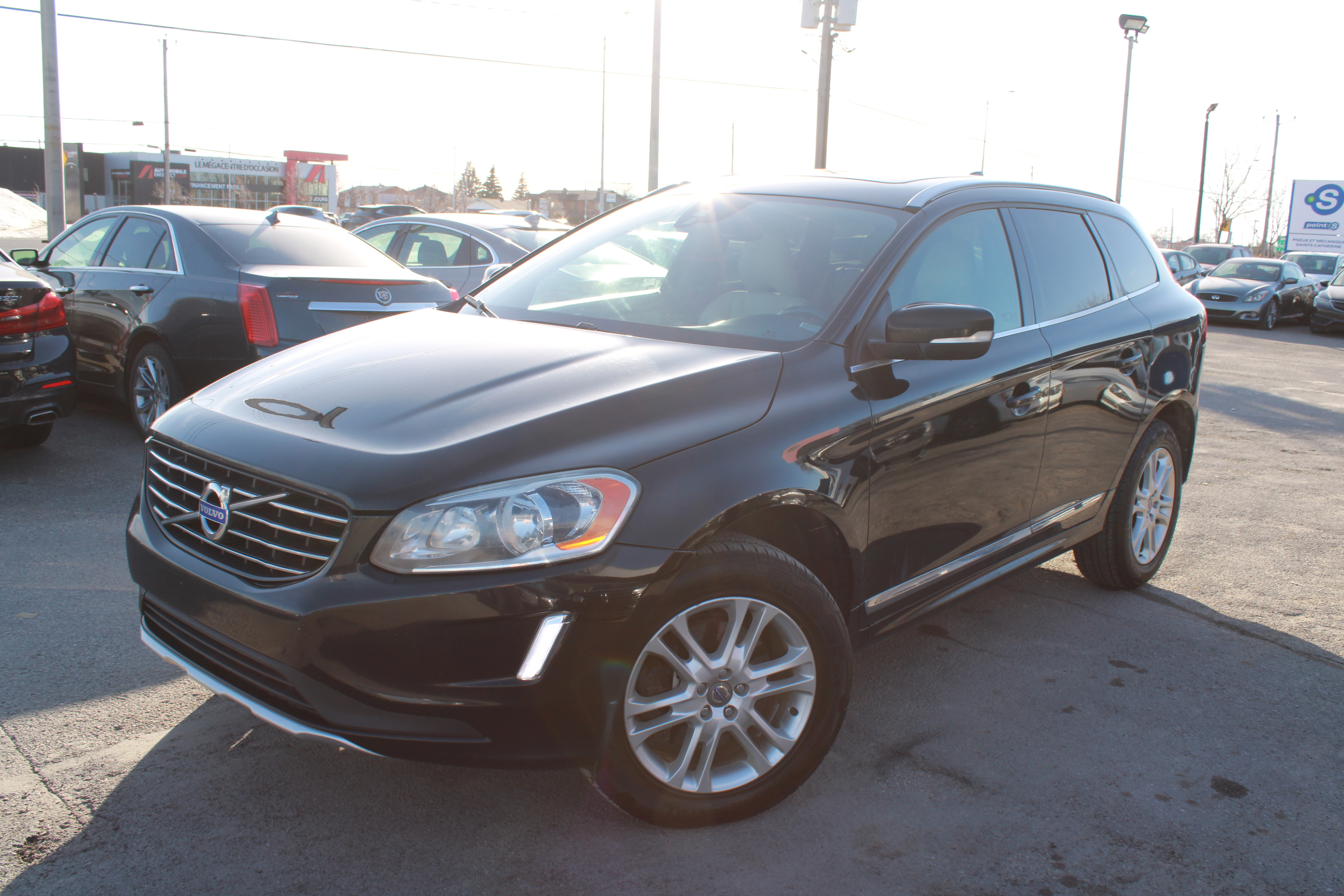 2015 Volvo XC60 2015.5 AWDT5 Premi18er, MAGS, CUIR, A/C, BLUETOOTH