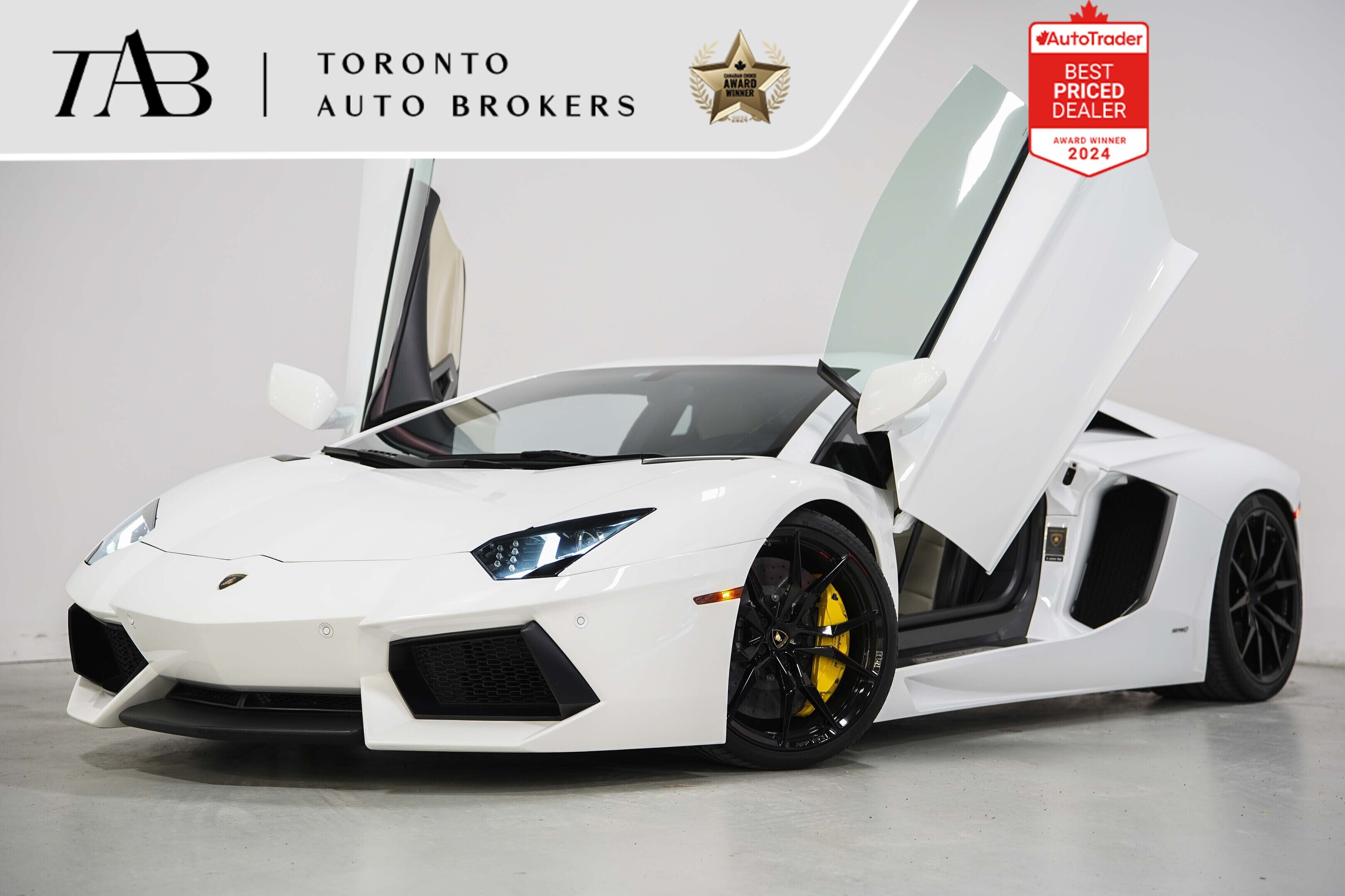 2012 Lamborghini Aventador LP 700-4 | V12 | NAV | 20 IN WHEELS