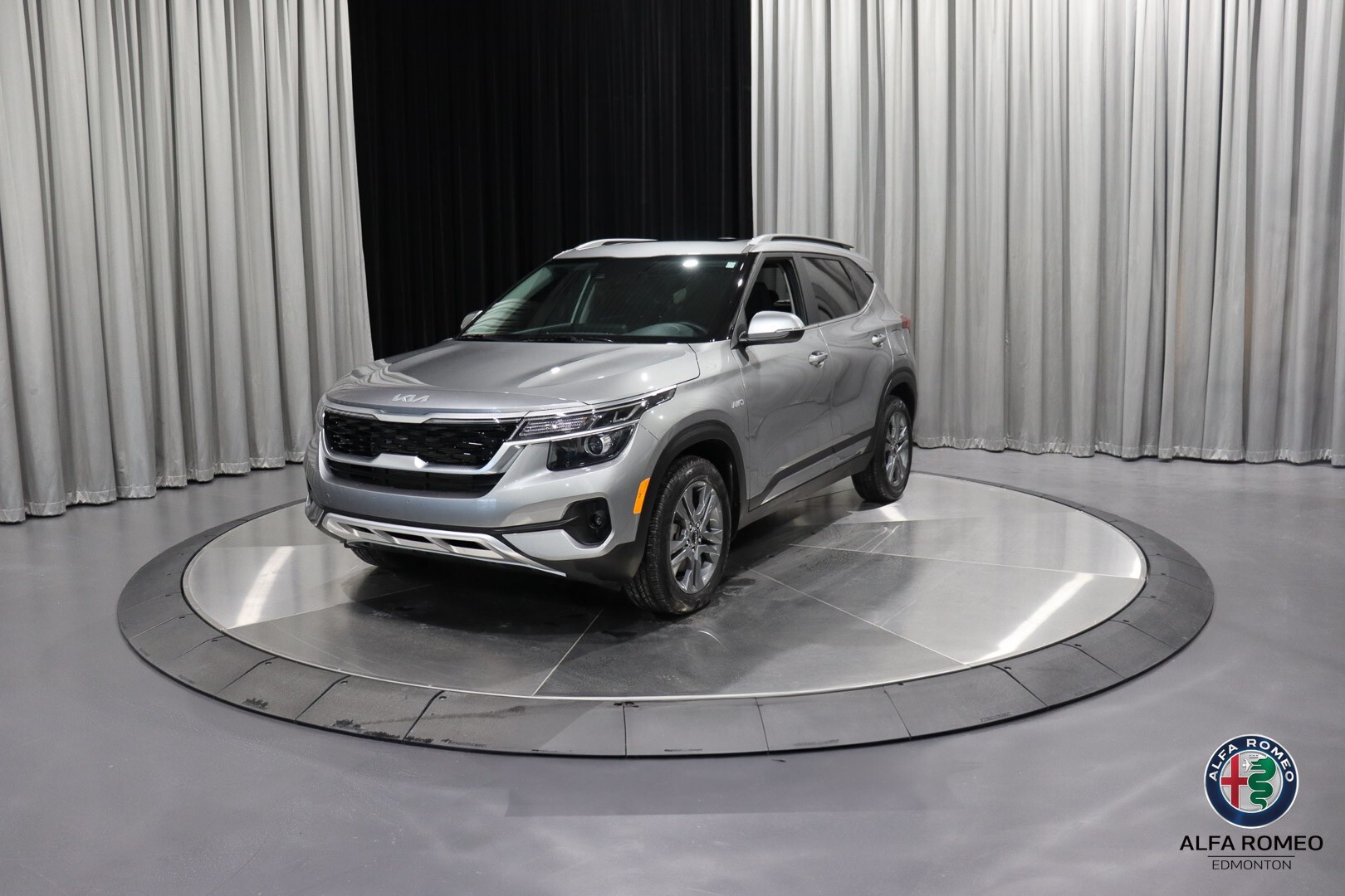 2023 Kia Seltos EX