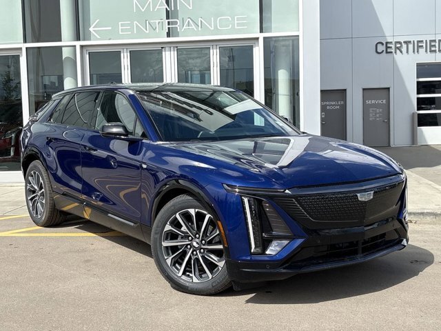 2025 Cadillac LYRIQ Sport 2