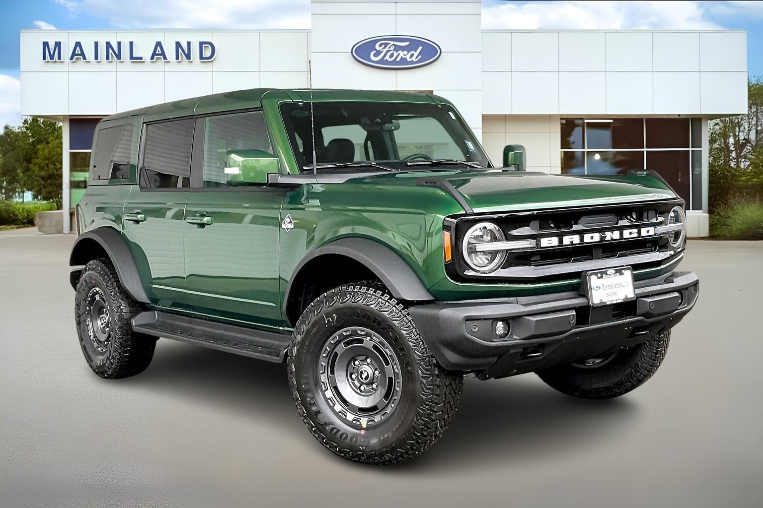 2025 Ford Bronco Outer Banks