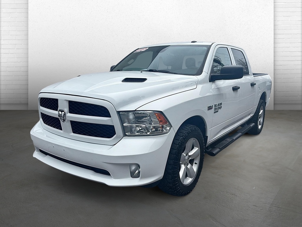 2021 Ram 1500 Classic * V8 5,7L * CREW * 6 PLACES * 3.92 * HITCH *