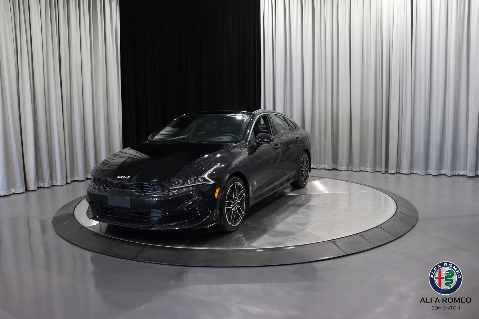 2023 Kia K5 GT w/Black Interior