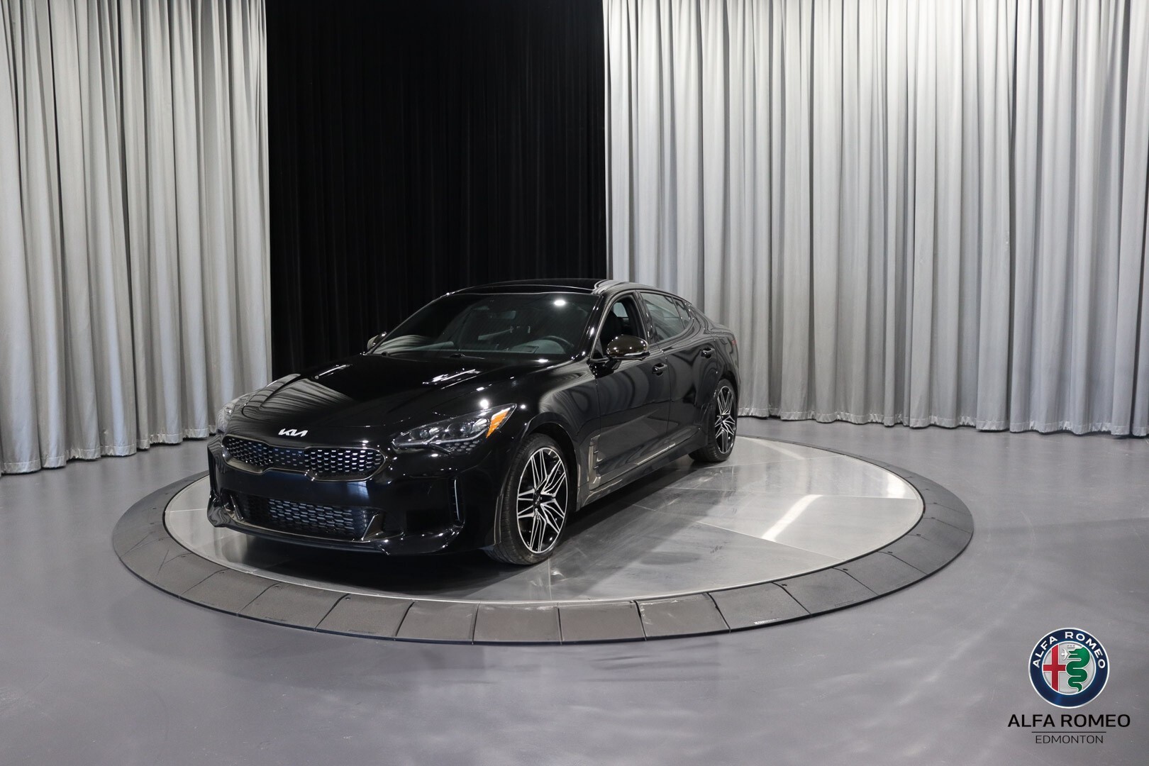 2023 Kia Stinger GT Elite w/Black Interior
