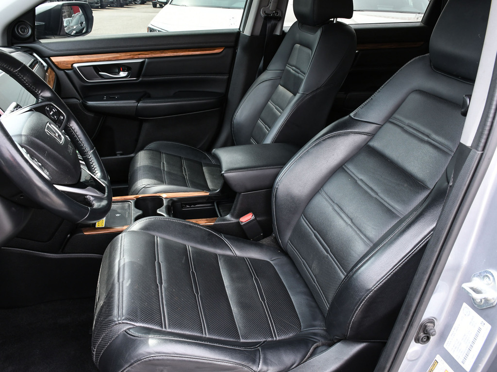 2022 Honda CR-V Touring, Toronto, Cash