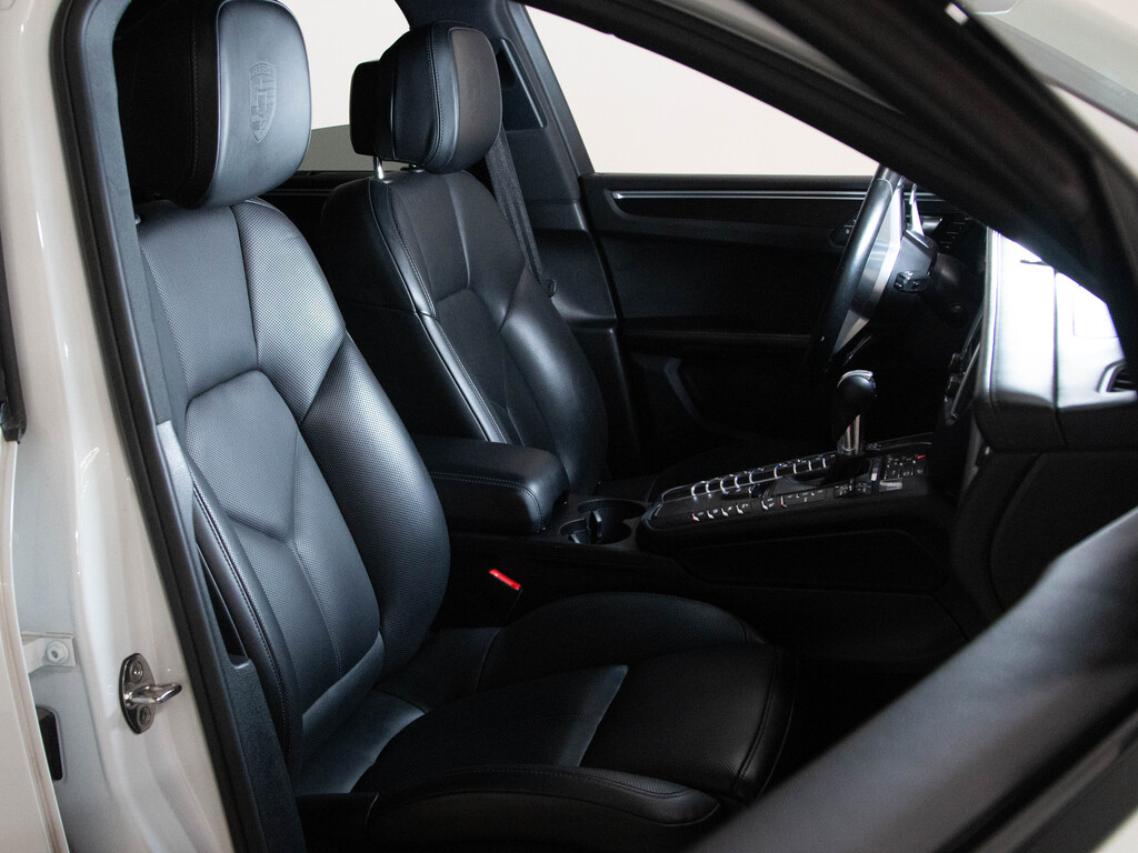 2018 Porsche Macan GTS, Toronto, Cash