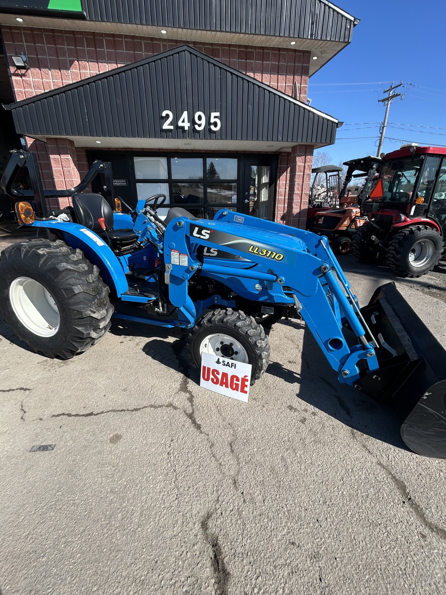 2017 LS Tractor XG3025 