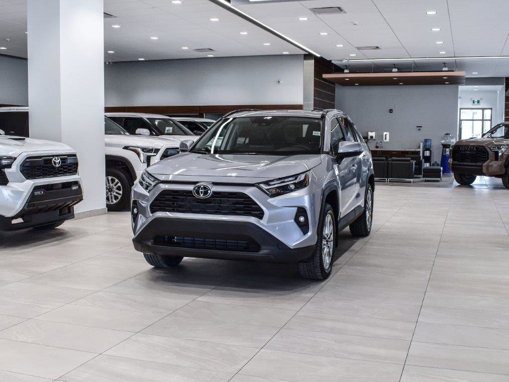 2025 Toyota RAV4 XLE Premium AWD