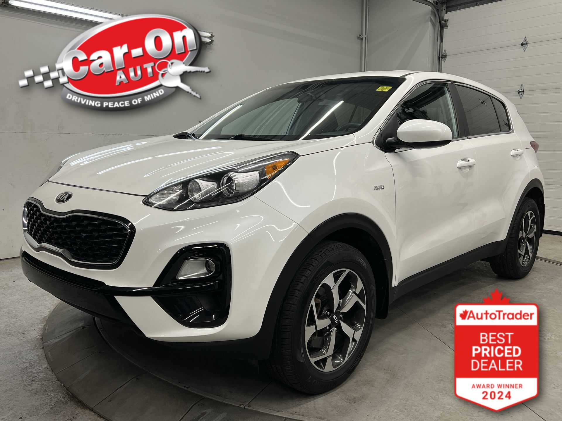 2022 Kia Sportage AWD | HTD SEATS | CARPLAY | REAR CAM | 17IN ALLOYS