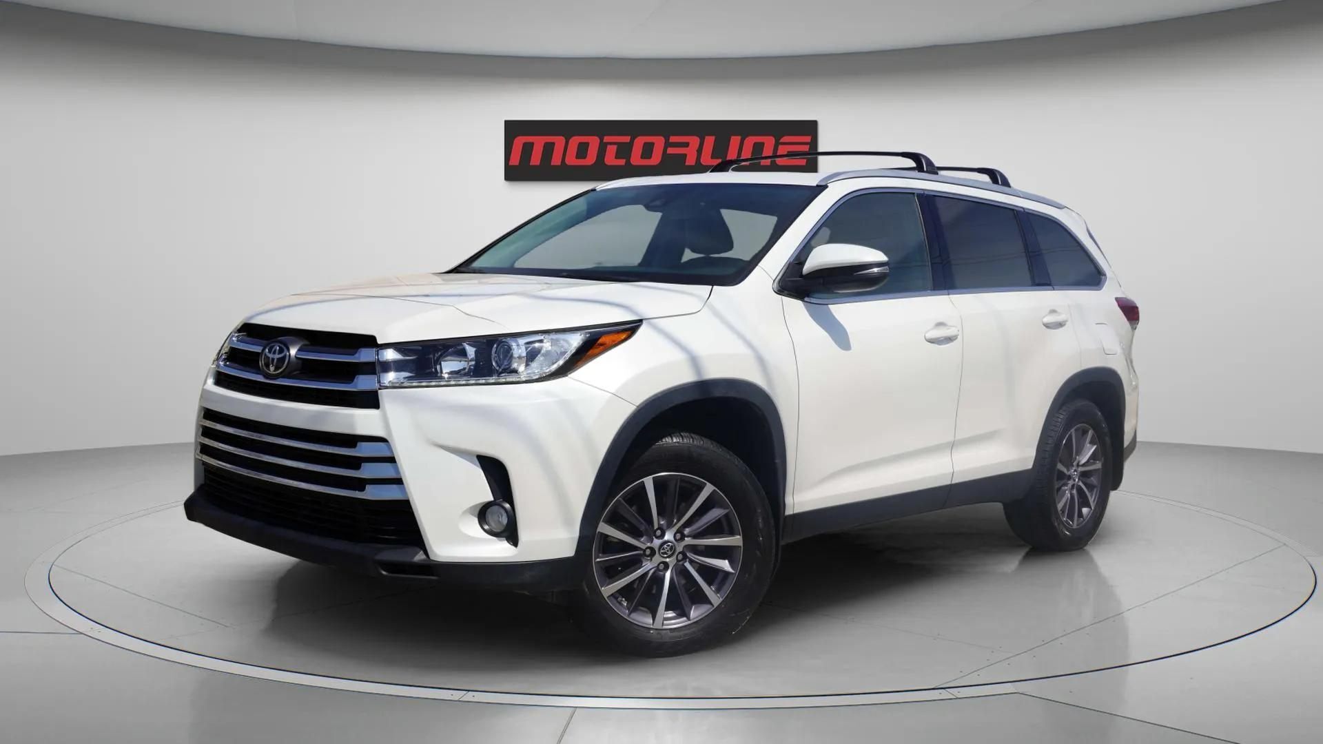 2019 Toyota Highlander 3.5L |V6|AWD |XLE|SUNROOF|Apple CarPlay|Leather In