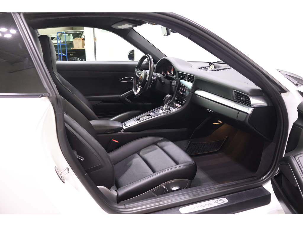 2018 Porsche 911 Carrera 4S, Toronto, Cash