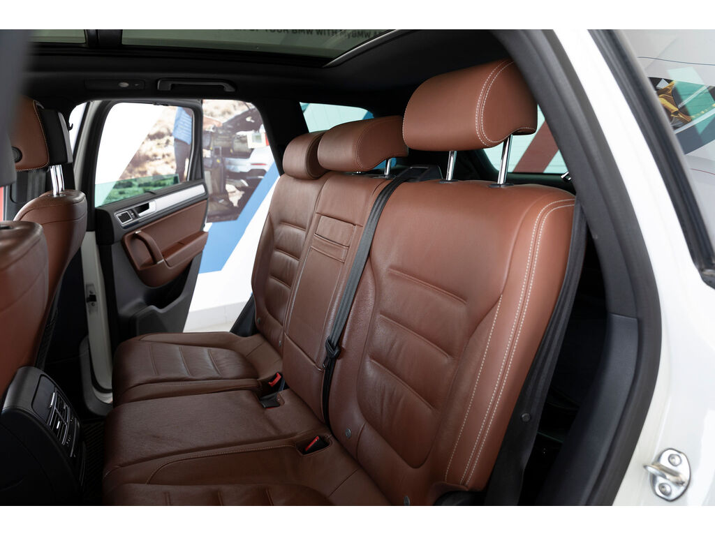 2017 Volkswagen Touareg 3.6L Execline, Vancouver, Cash